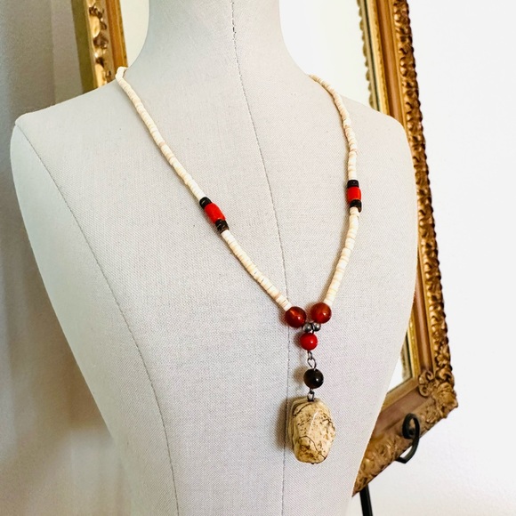 Vintage Heishi Coral Stone Necklace - Picture 16 of 16